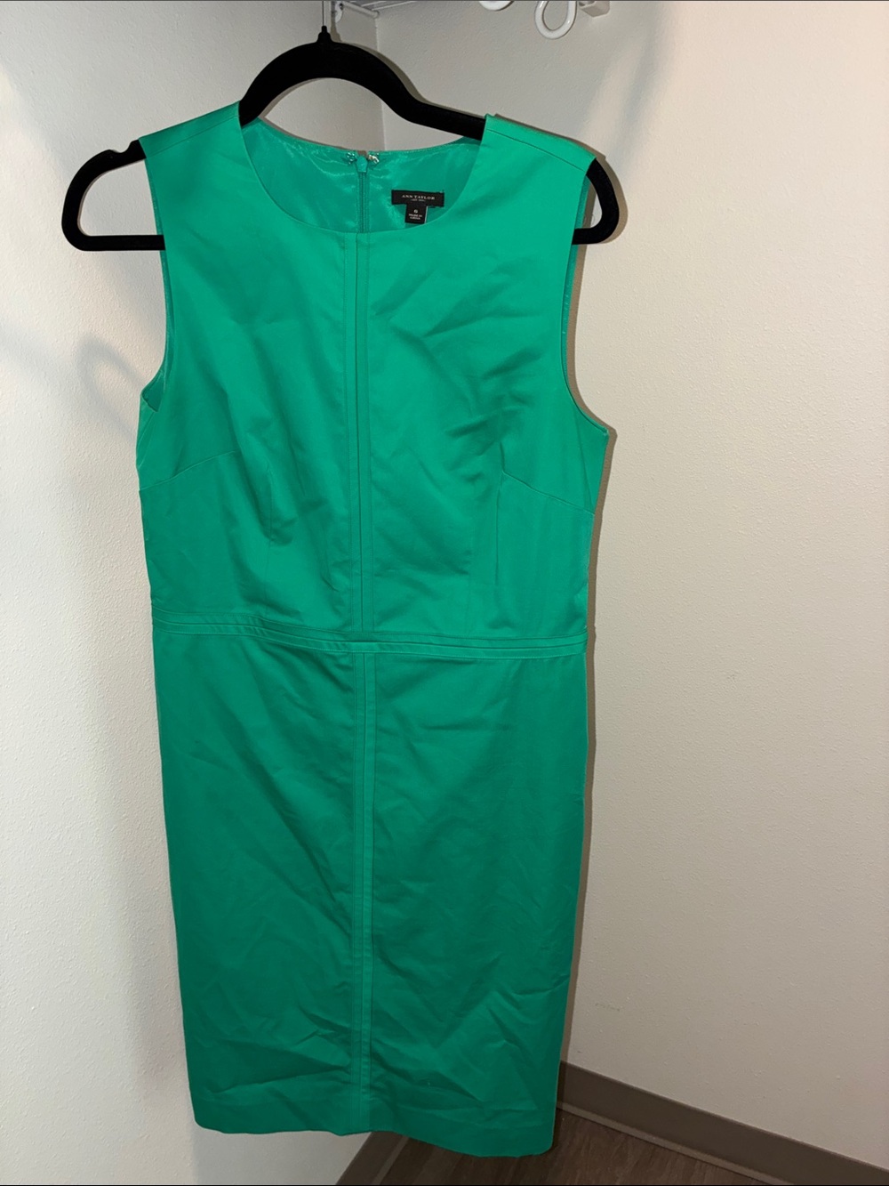 Ann Taylor Sheath Dress Size 6 Kelly Green Sleeveless Work